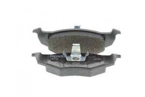 Jeu de 4 plaquettes de freins avant VOLKSWAGEN